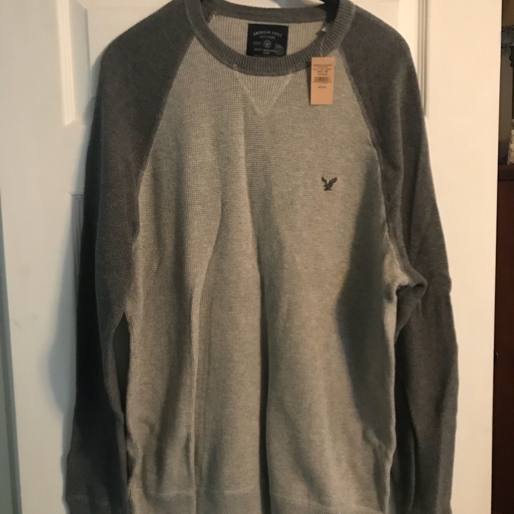 American Eagle Men’s 2X Grey two toned sweater